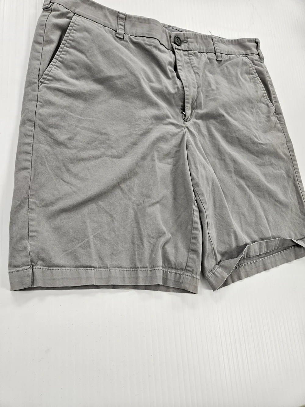Marc Anthony Light Gray Men's Chino Shorts